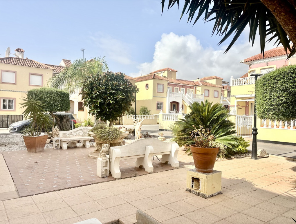 Resale - Apartment - La Zenia