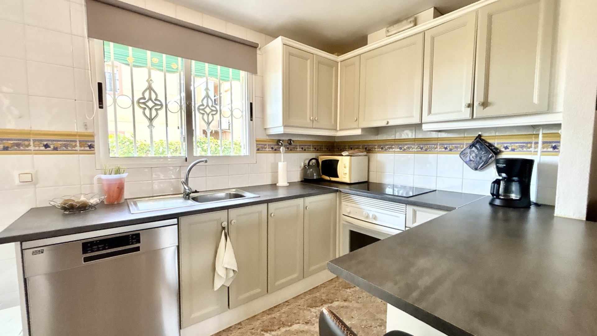 Resale - Apartment - La Zenia