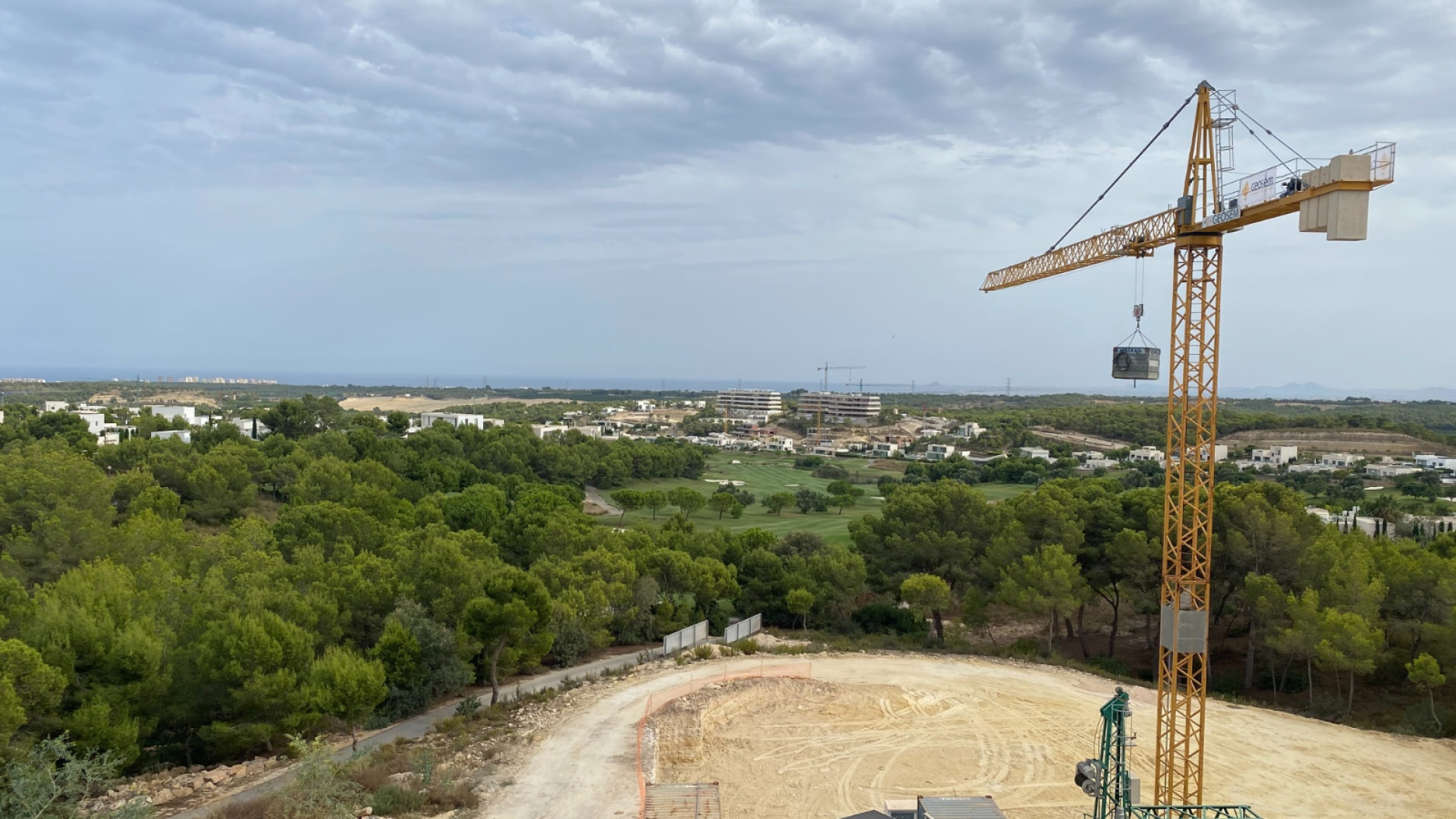 Resale - Apartment - Las Colinas Golf - Las Colinas Golf Resort