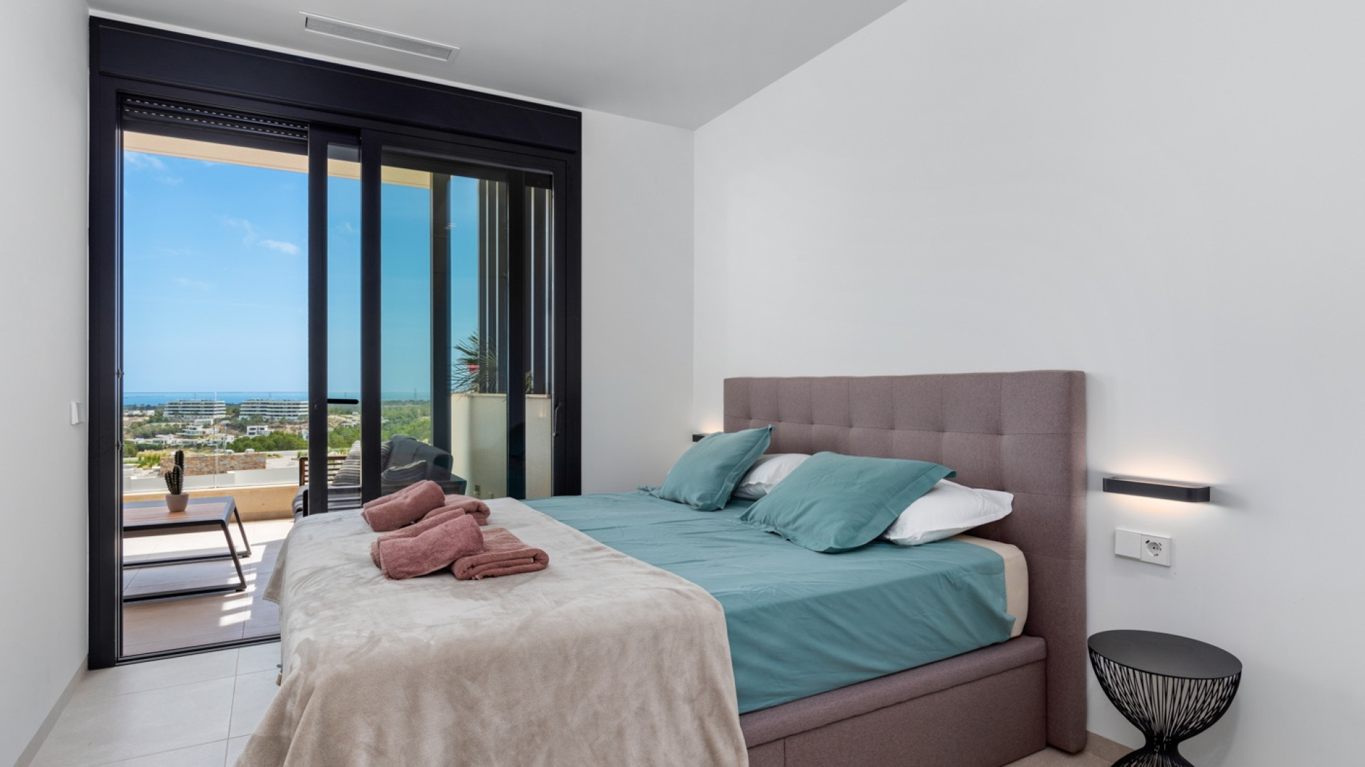 Resale - Apartment - Las Colinas Golf - Las Colinas Golf Resort