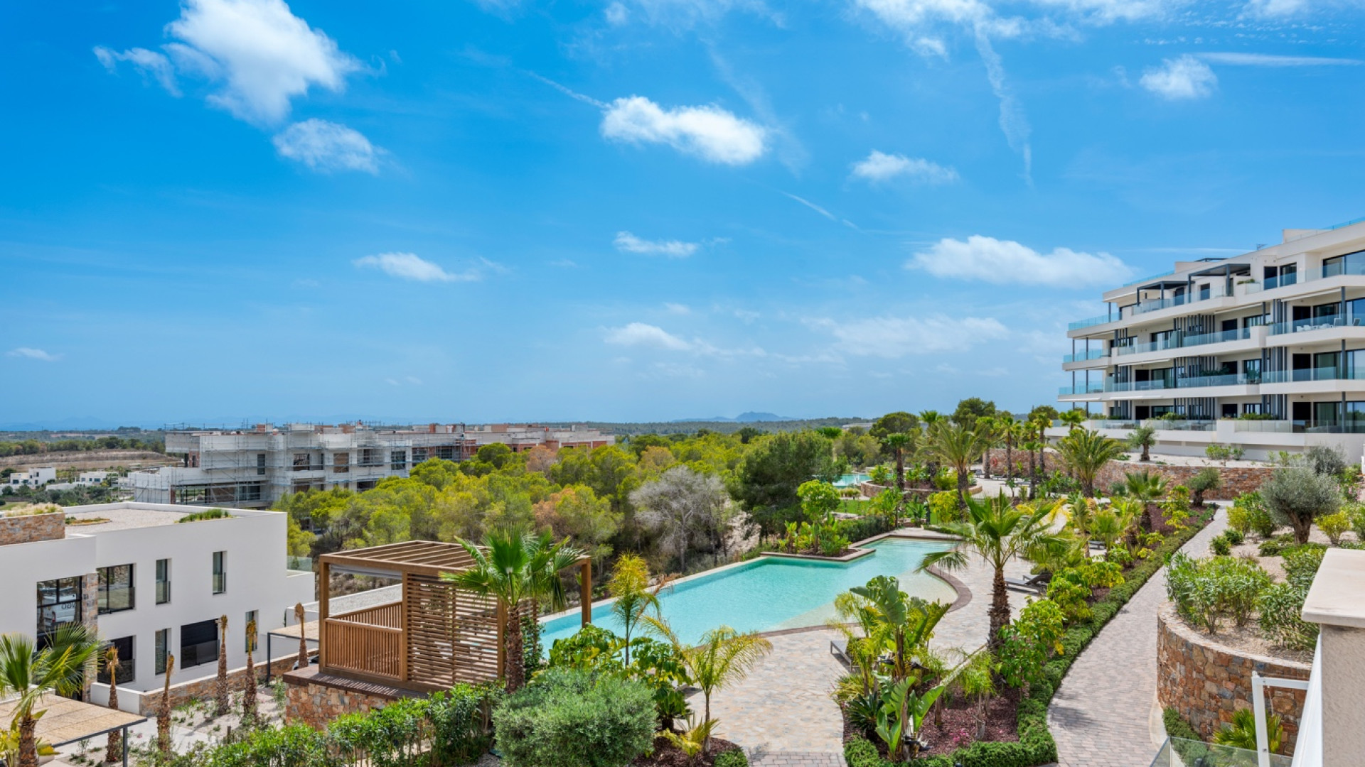 Resale - Apartment - Las Colinas Golf - Las Colinas Golf Resort