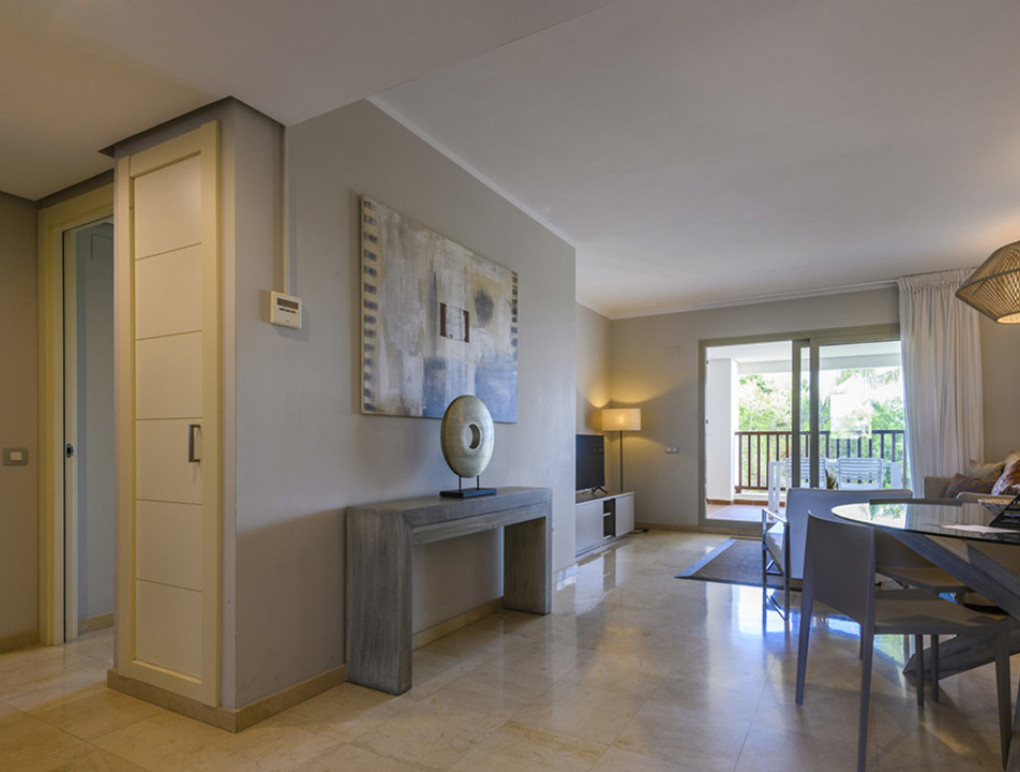 Resale - Apartment - Las Colinas Golf Resort