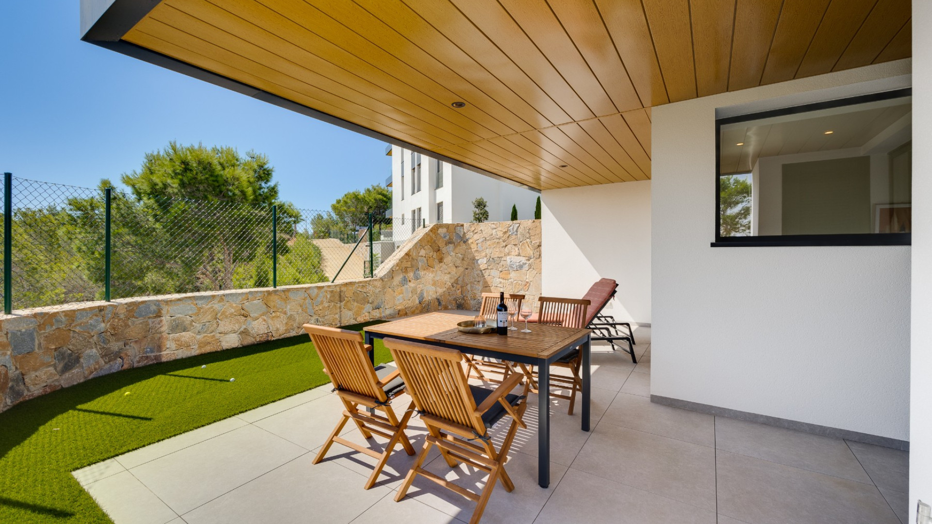 Resale - Apartment - Las Colinas Golf Resort