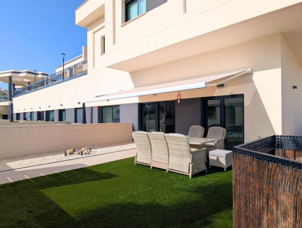 Resale - Apartment - Lo Crispin