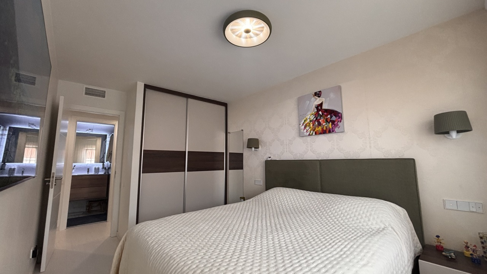 Resale - Apartment - Lo Pagan