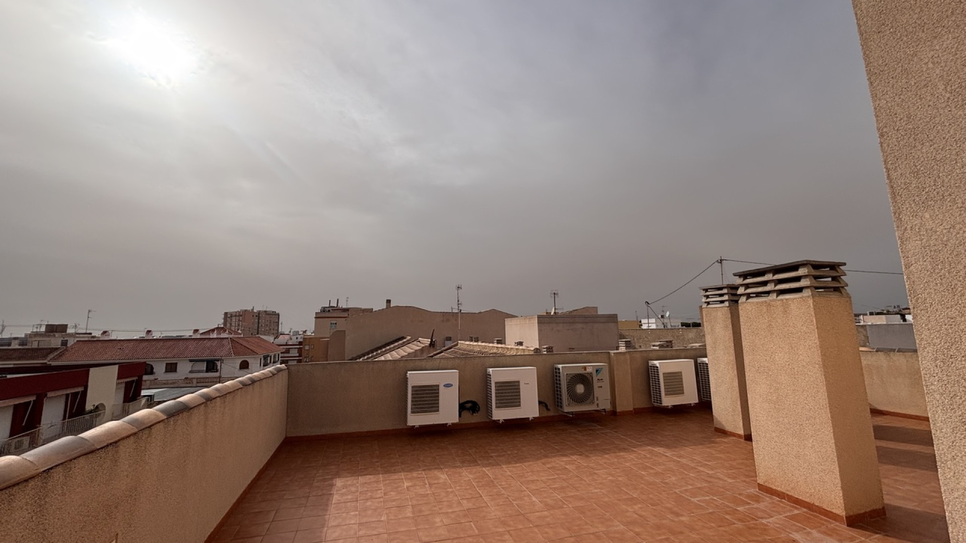 Resale - Apartment - Lo Pagan