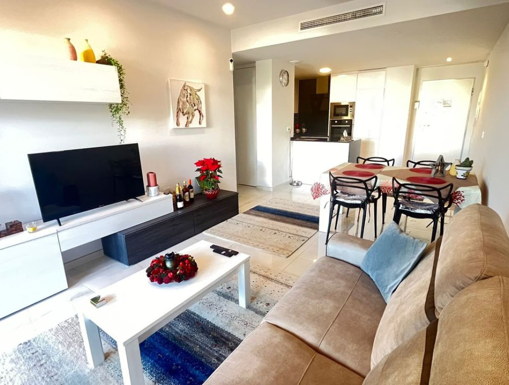 Resale - Apartment - Los Altos