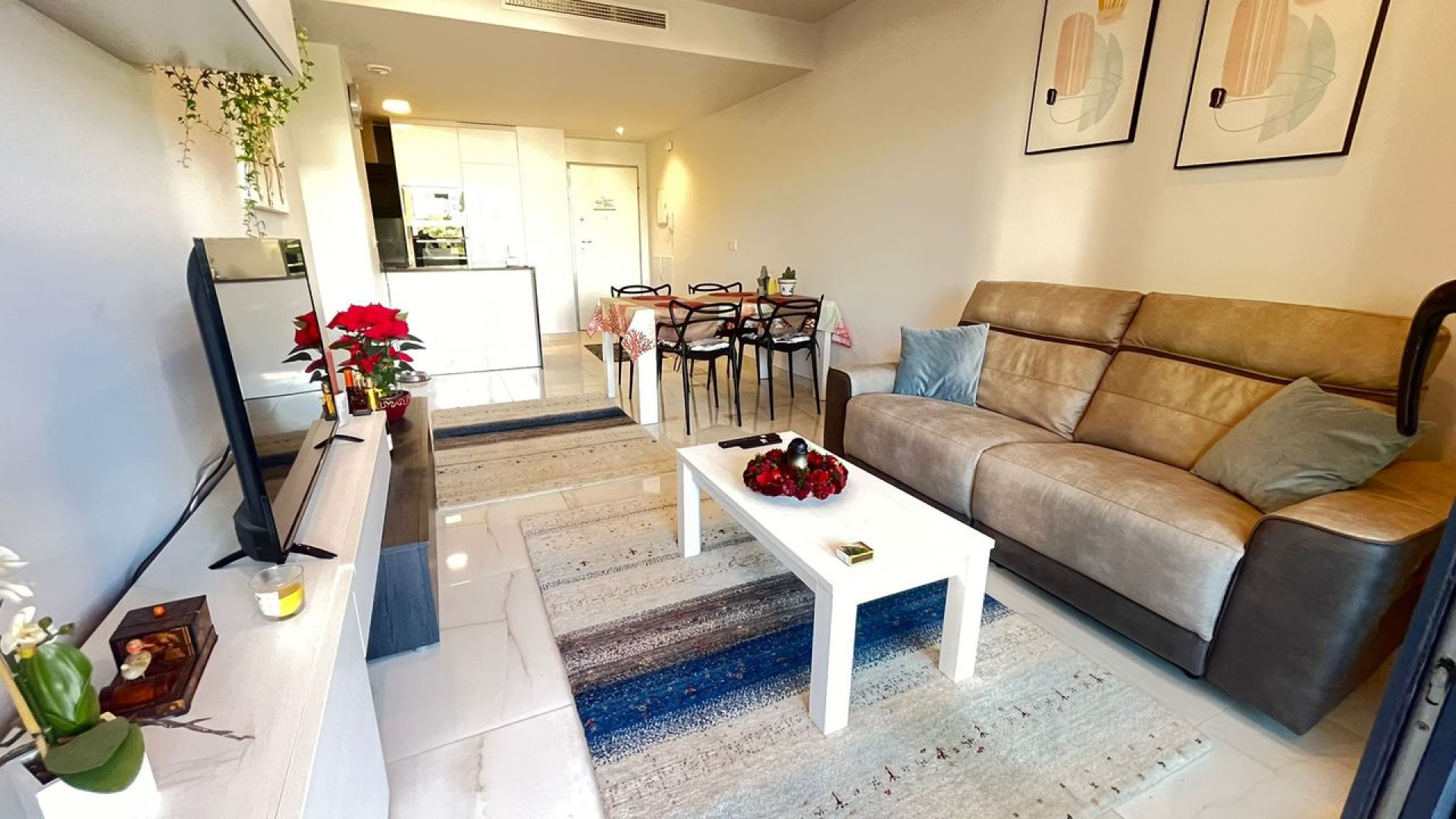 Resale - Apartment - Los Altos