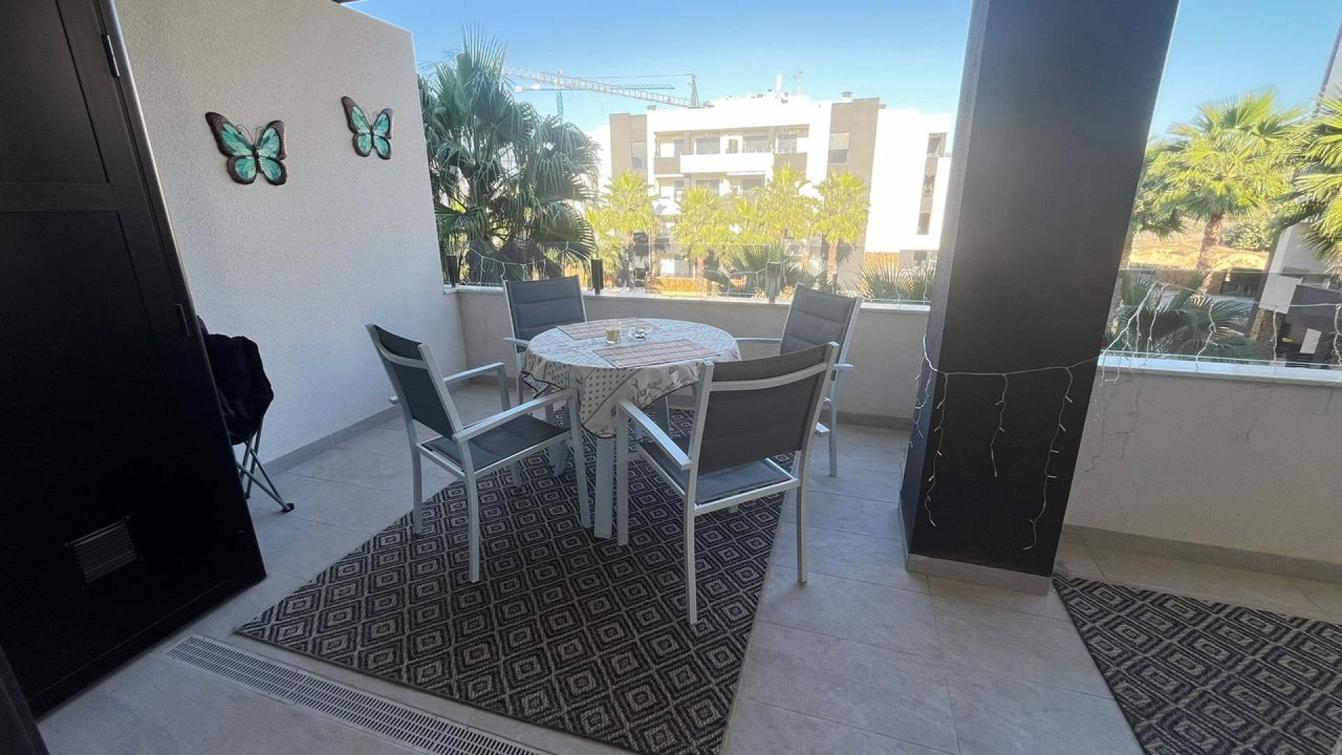 Resale - Apartment - Los Altos