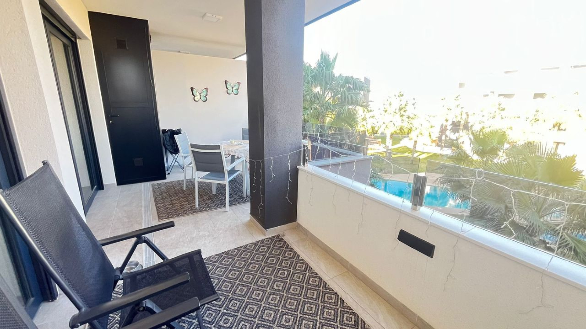 Resale - Apartment - Los Altos