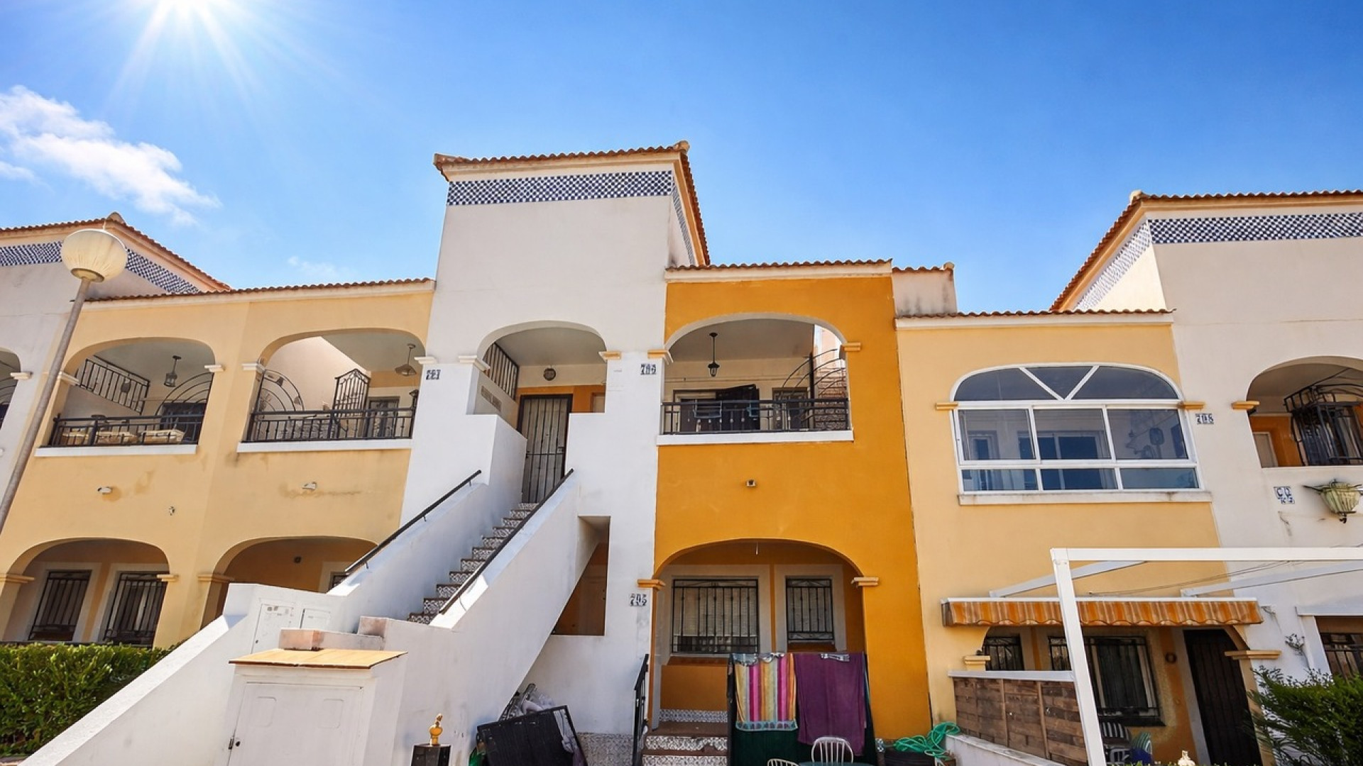 Resale - Apartment - Los Altos