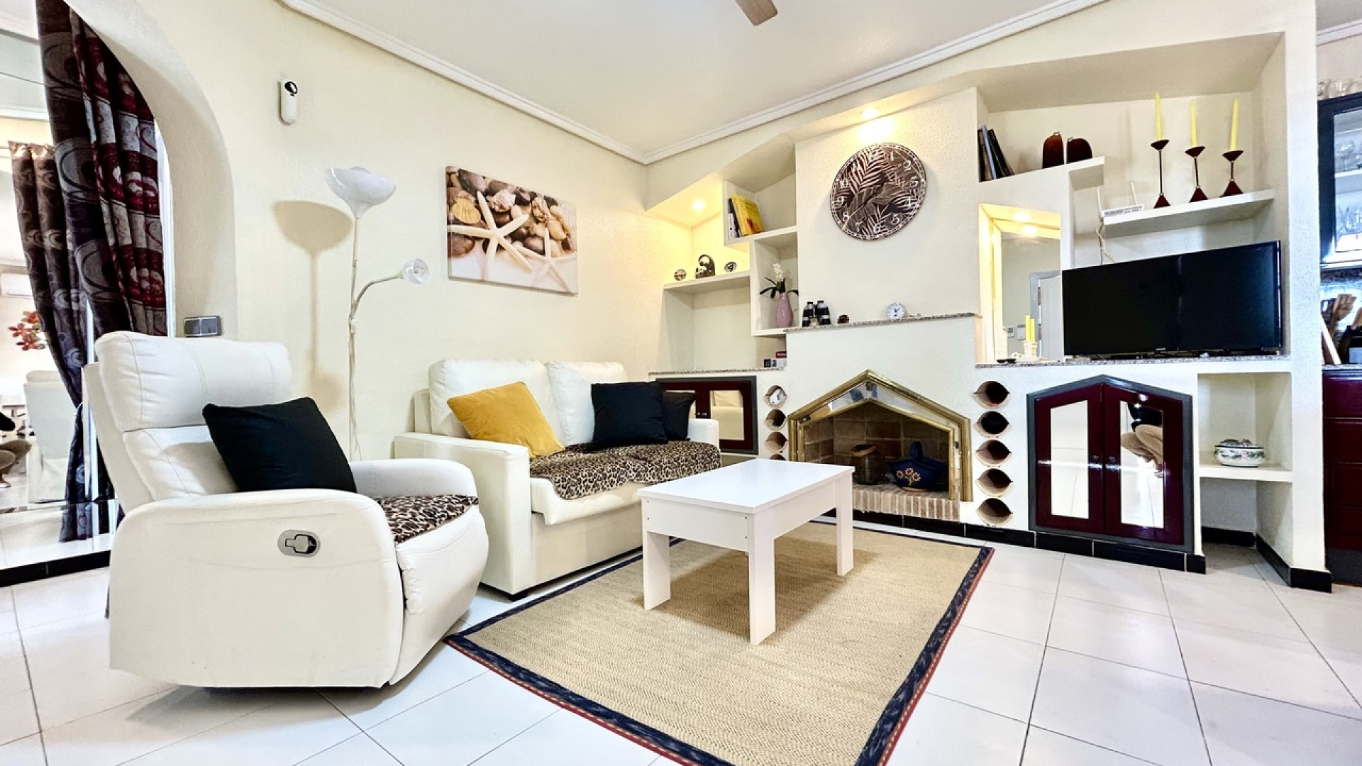Resale - Apartment - Los Altos