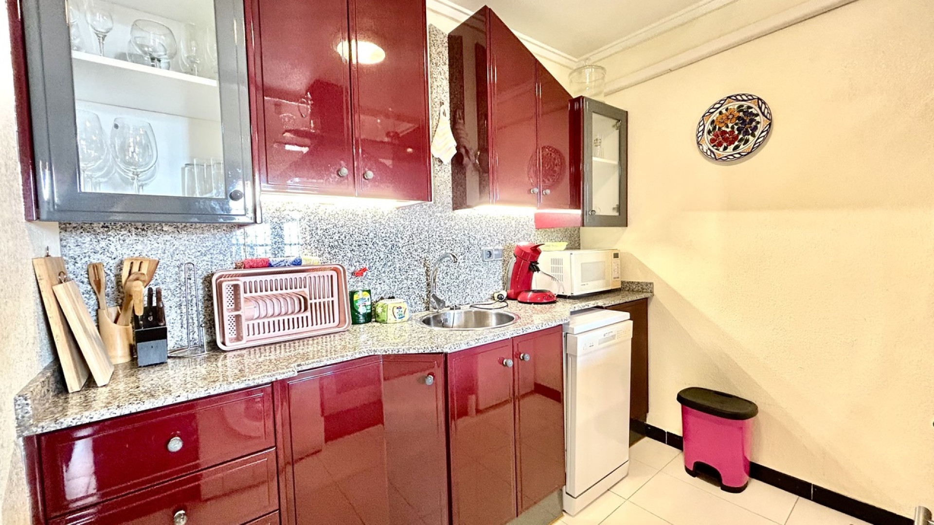 Resale - Apartment - Los Altos