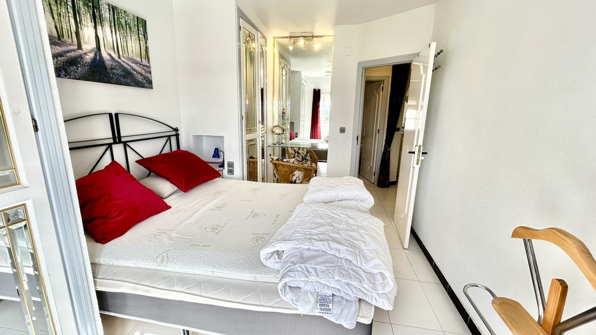 Resale - Apartment - Los Altos