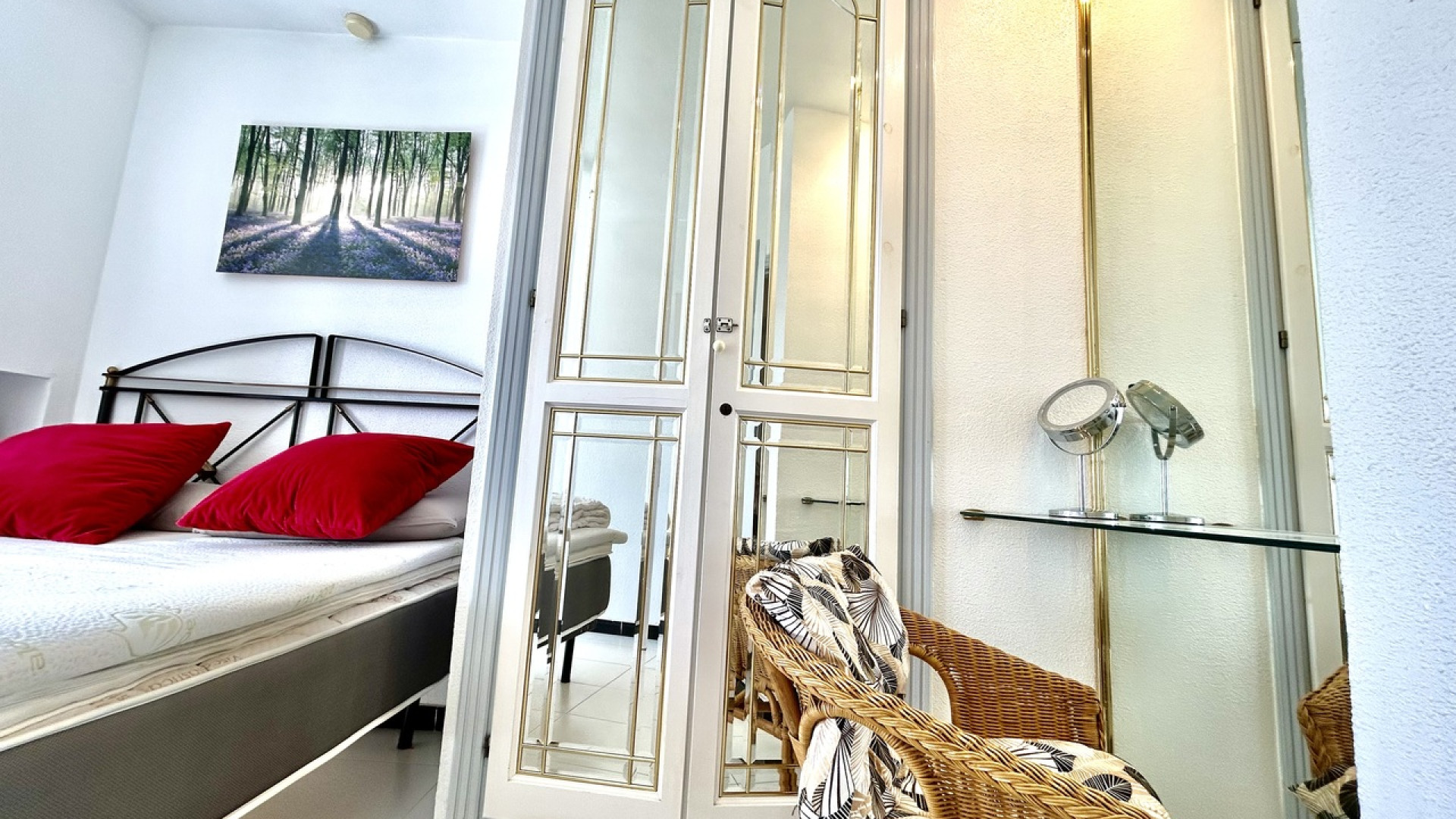 Resale - Apartment - Los Altos