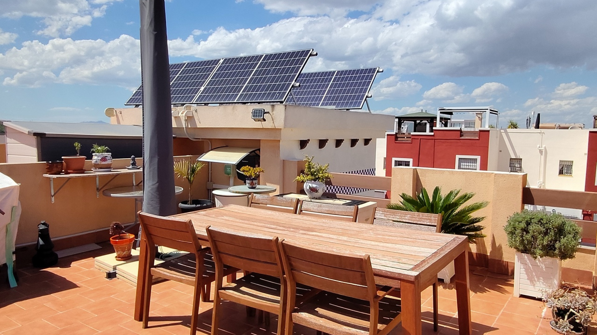 Resale - Apartment - Los Altos