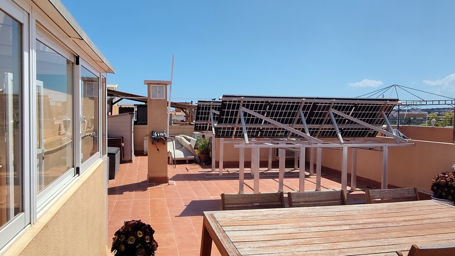 Resale - Apartment - Los Altos