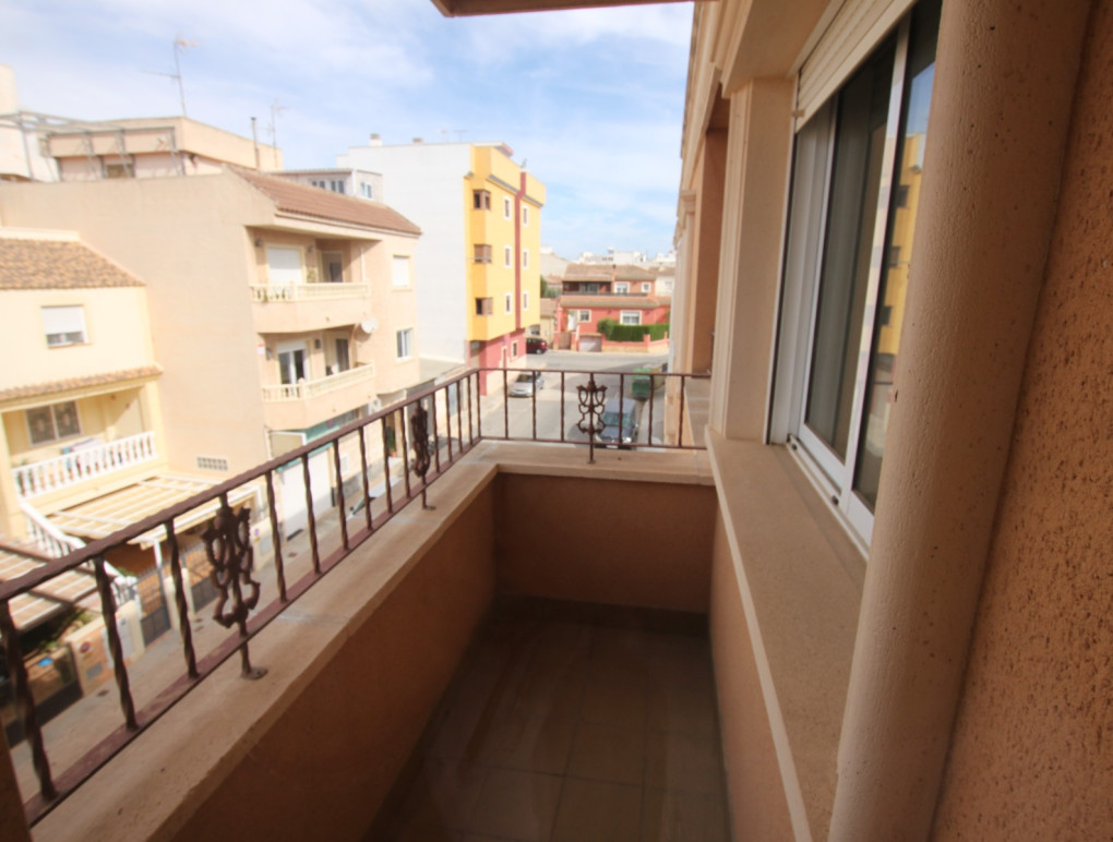 Resale - Apartment - Los Montesinos - Center