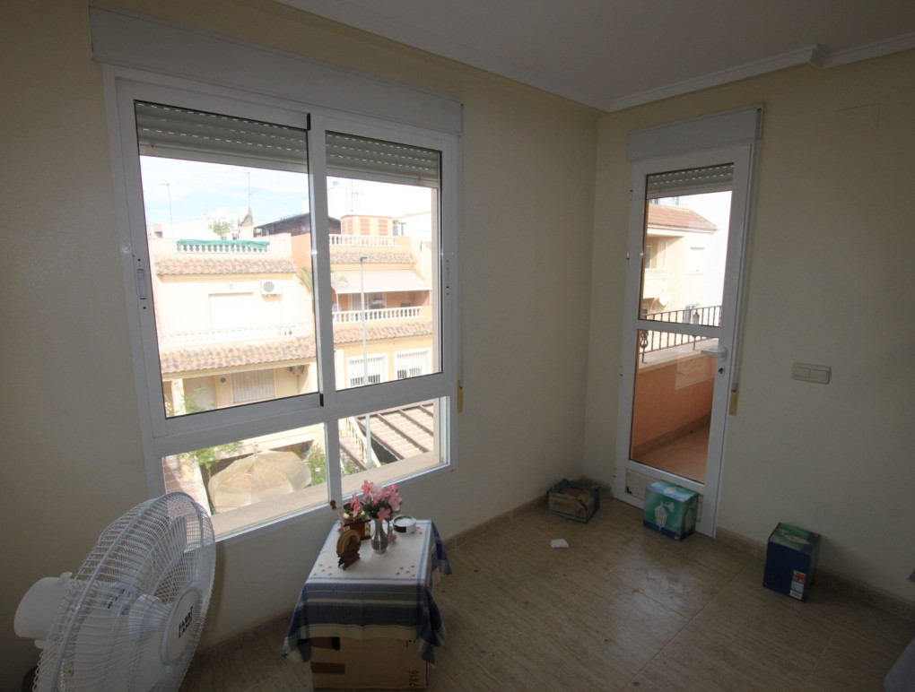 Resale - Apartment - Los Montesinos - Center