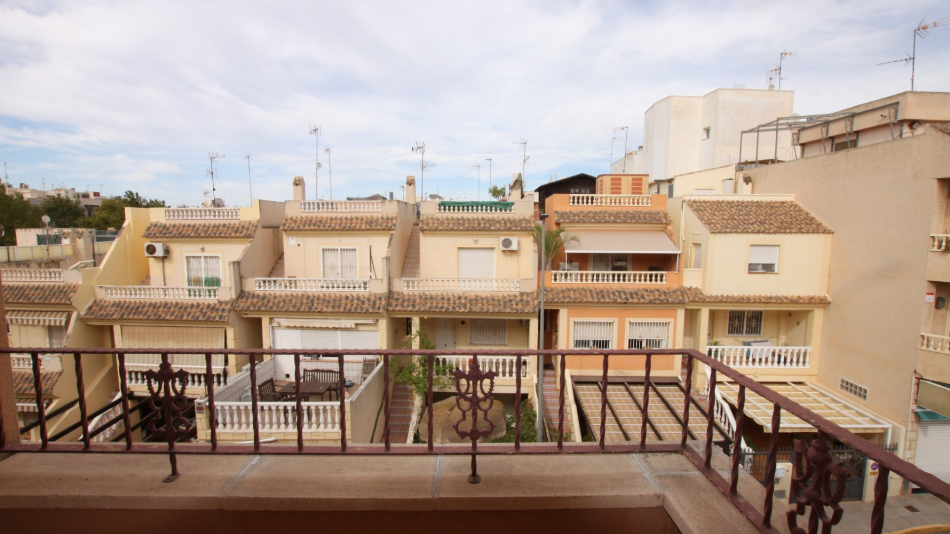 Resale - Apartment - Los Montesinos - Center