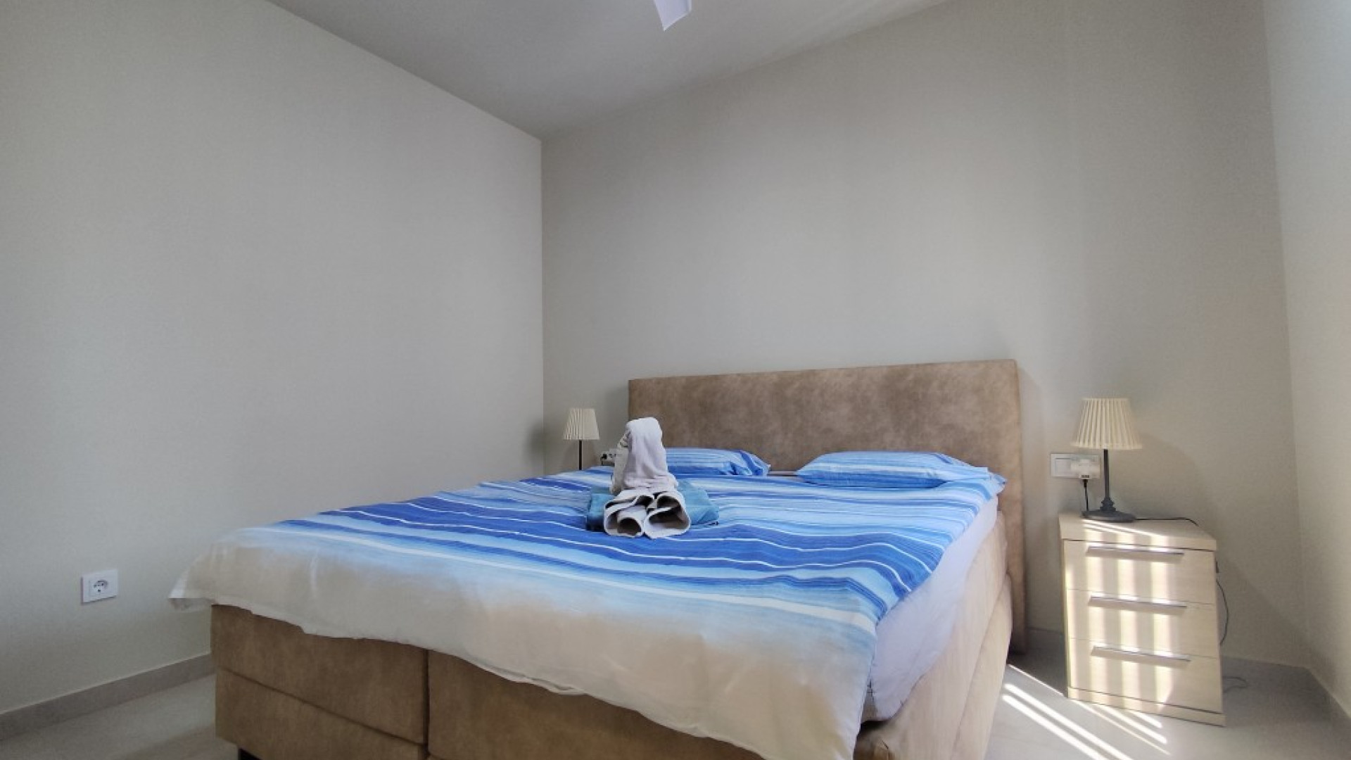 Resale - Apartment - Mar de Cristal