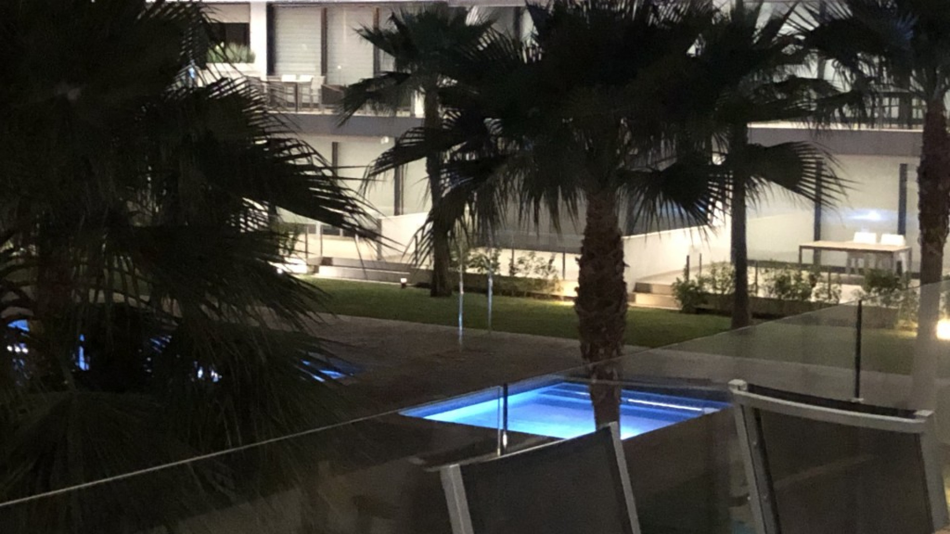 Resale - Apartment - Mar de Cristal