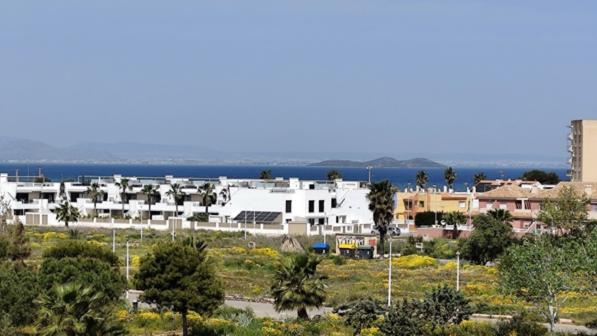 Resale - Apartment - Mar de Cristal