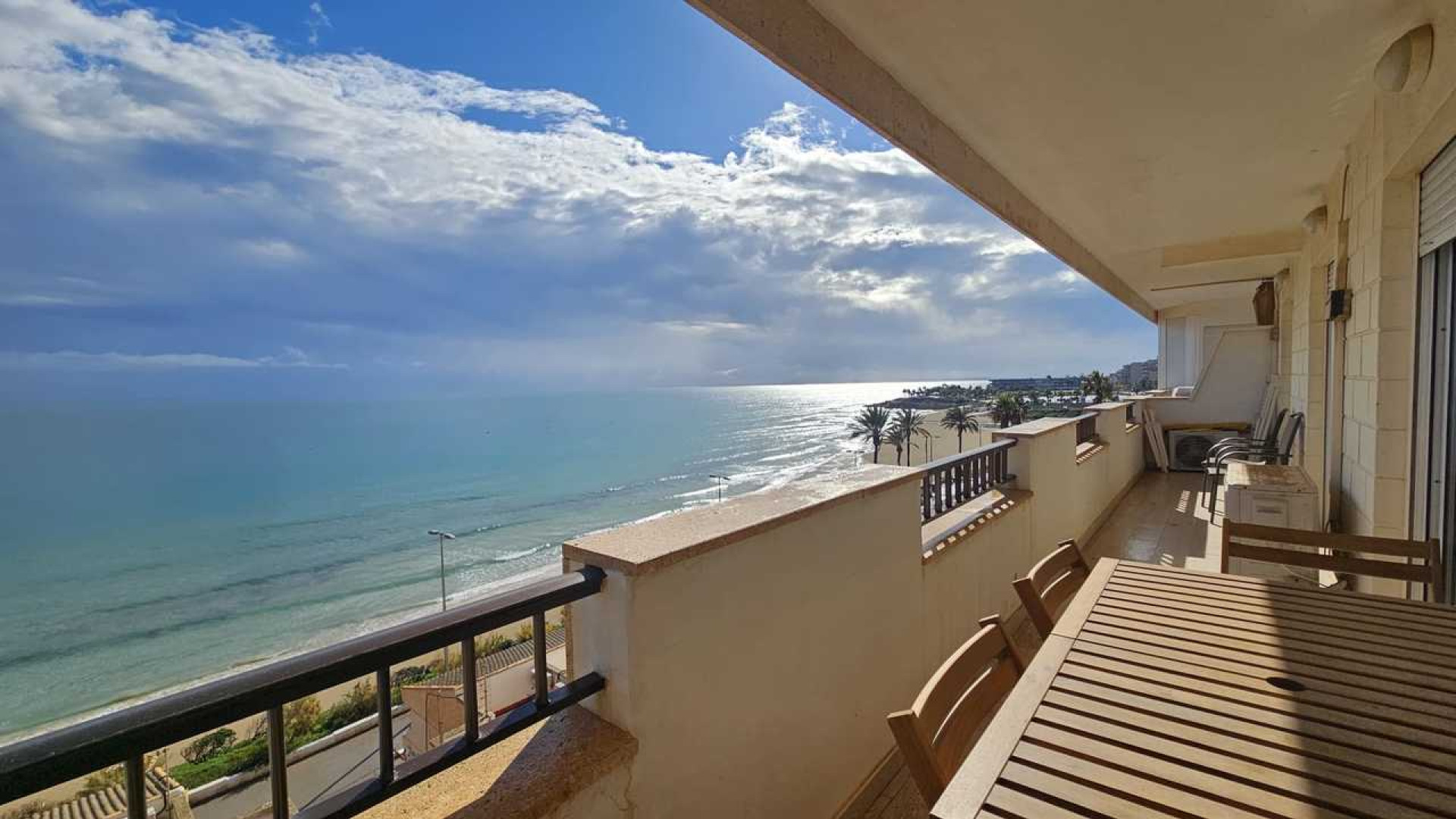 Resale - Apartment - Mil Palmerales - Mil Palmeras