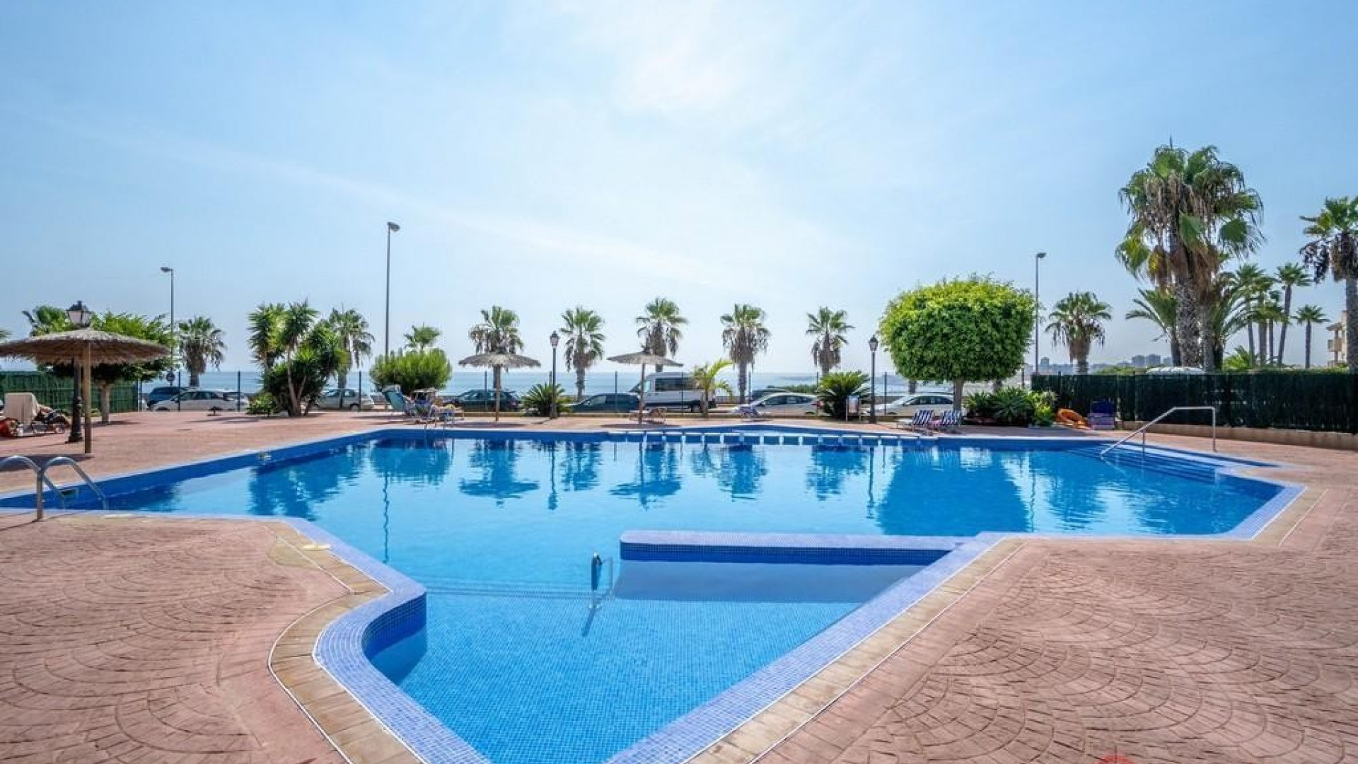 Resale - Apartment - Orihuela Costa - Cabo Roig