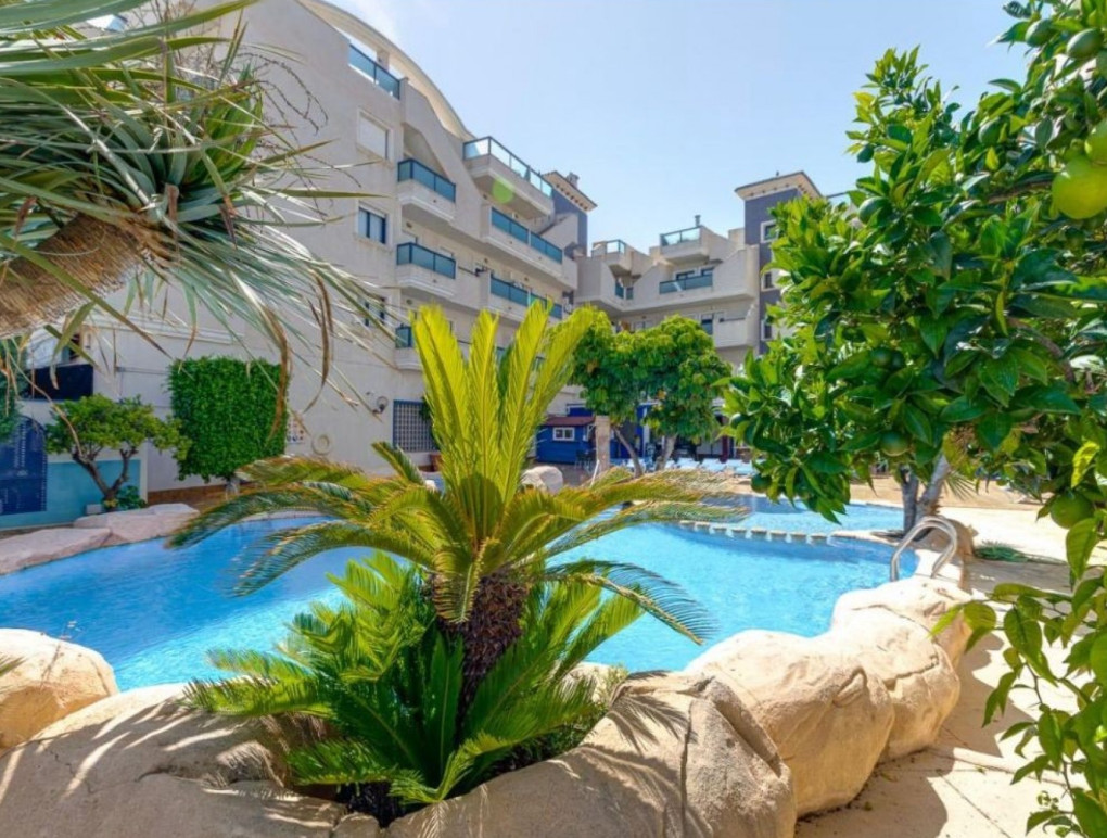 Resale - Apartment - Orihuela Costa - Cabo Roig