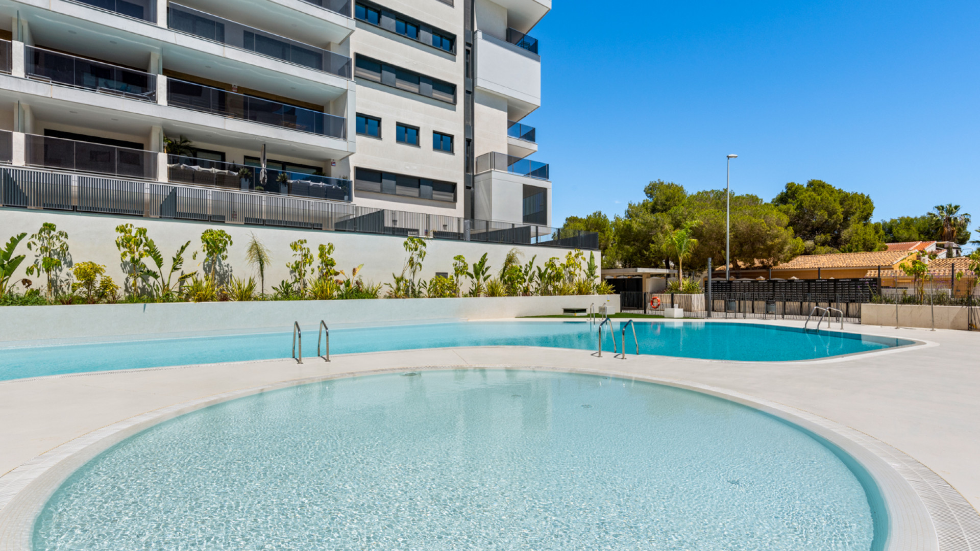 Resale - Apartment - Orihuela Costa - Campoamor