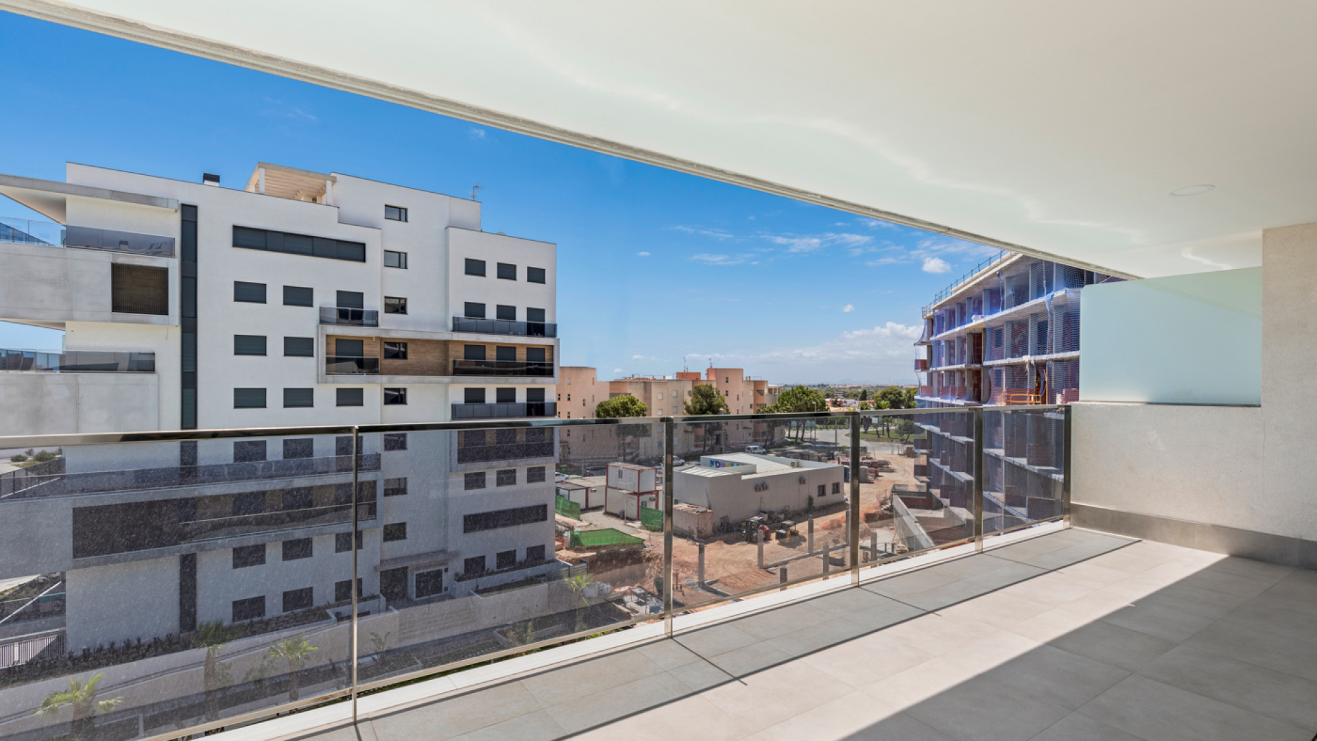 Resale - Apartment - Orihuela Costa - Campoamor