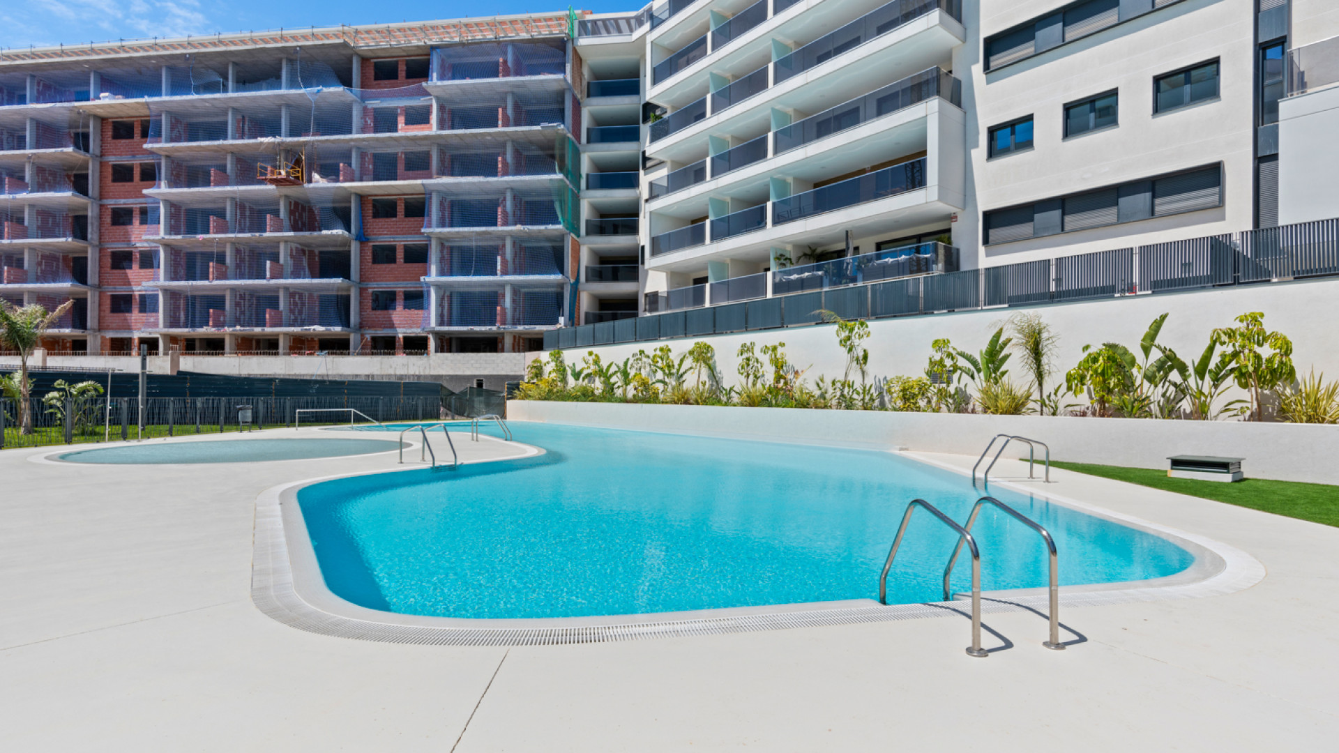 Resale - Apartment - Orihuela Costa - Campoamor