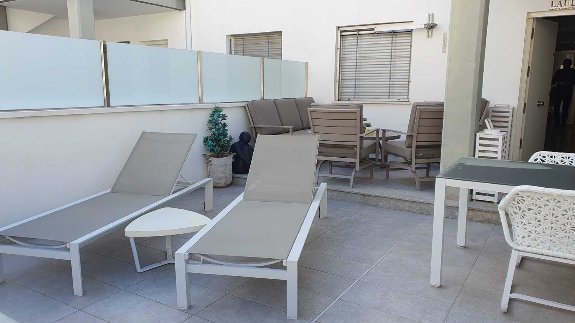 Resale - Apartment - Orihuela Costa - La Florida