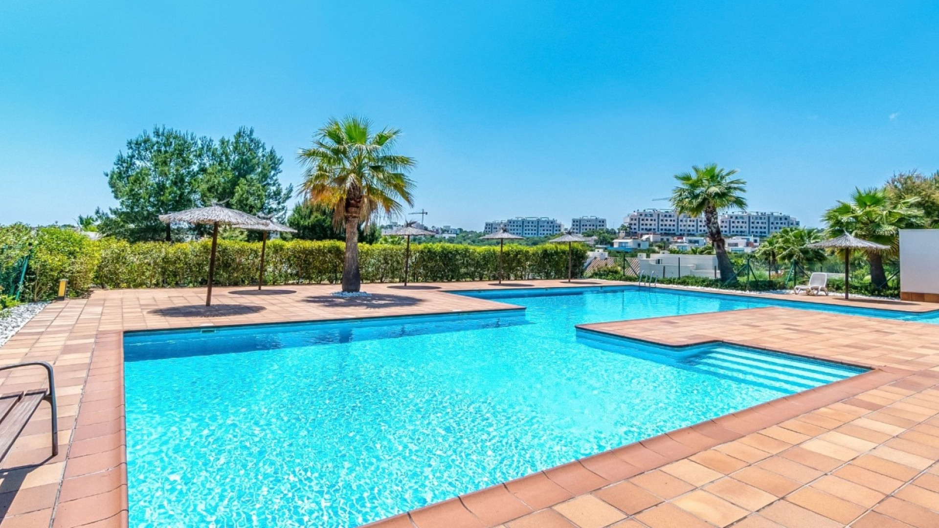 Resale - Apartment - Orihuela Costa - Las Colinas Golf