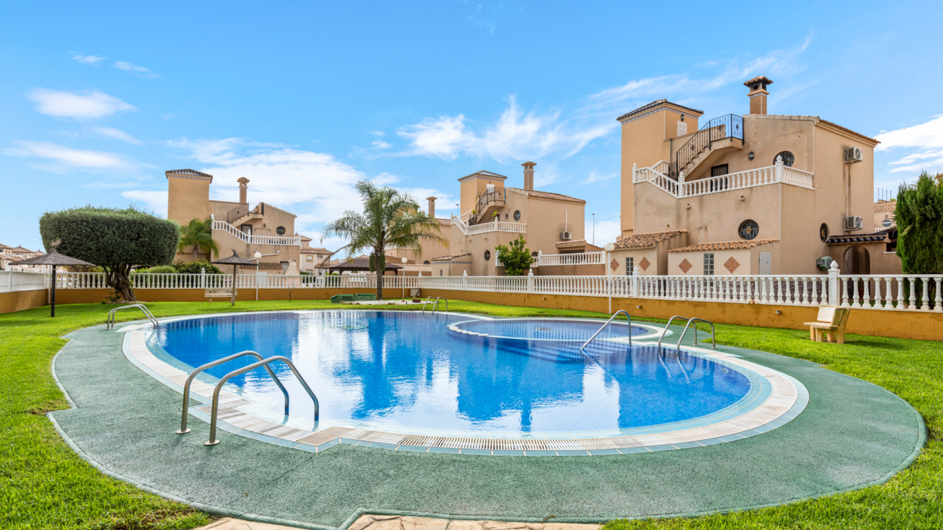 Resale - Apartment - Orihuela Costa - Lomas de Cabo Roig