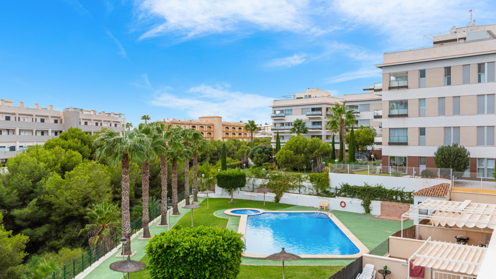 Resale - Apartment - Orihuela Costa - Los Dolses