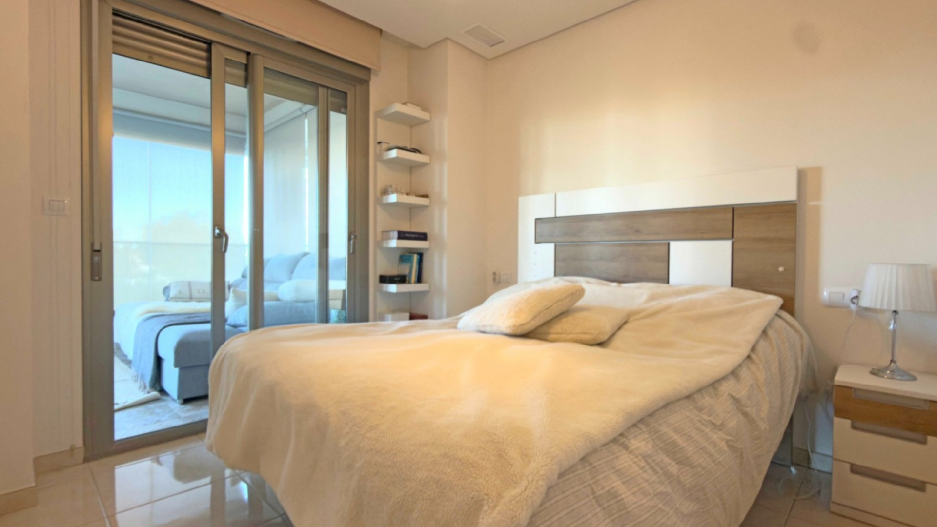 Resale - Apartment - Orihuela Costa - Los Dolses