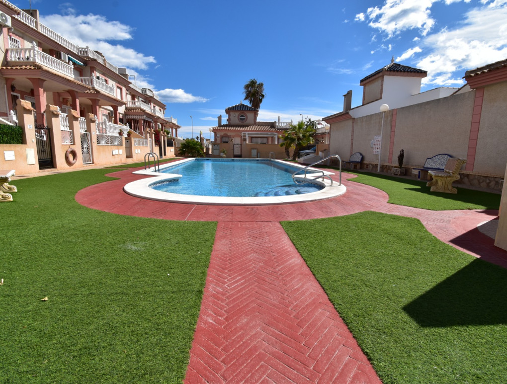 Resale - Apartment - Orihuela Costa - Playa Flamenca