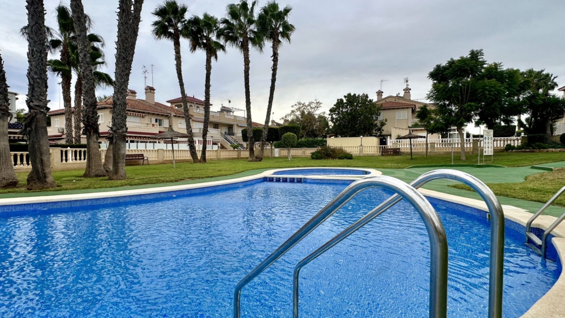 Resale - Apartment - Orihuela Costa - Playa Flamenca