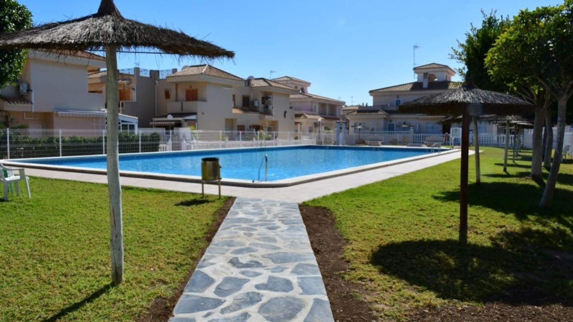 Resale - Apartment - Orihuela Costa - Playa Flamenca