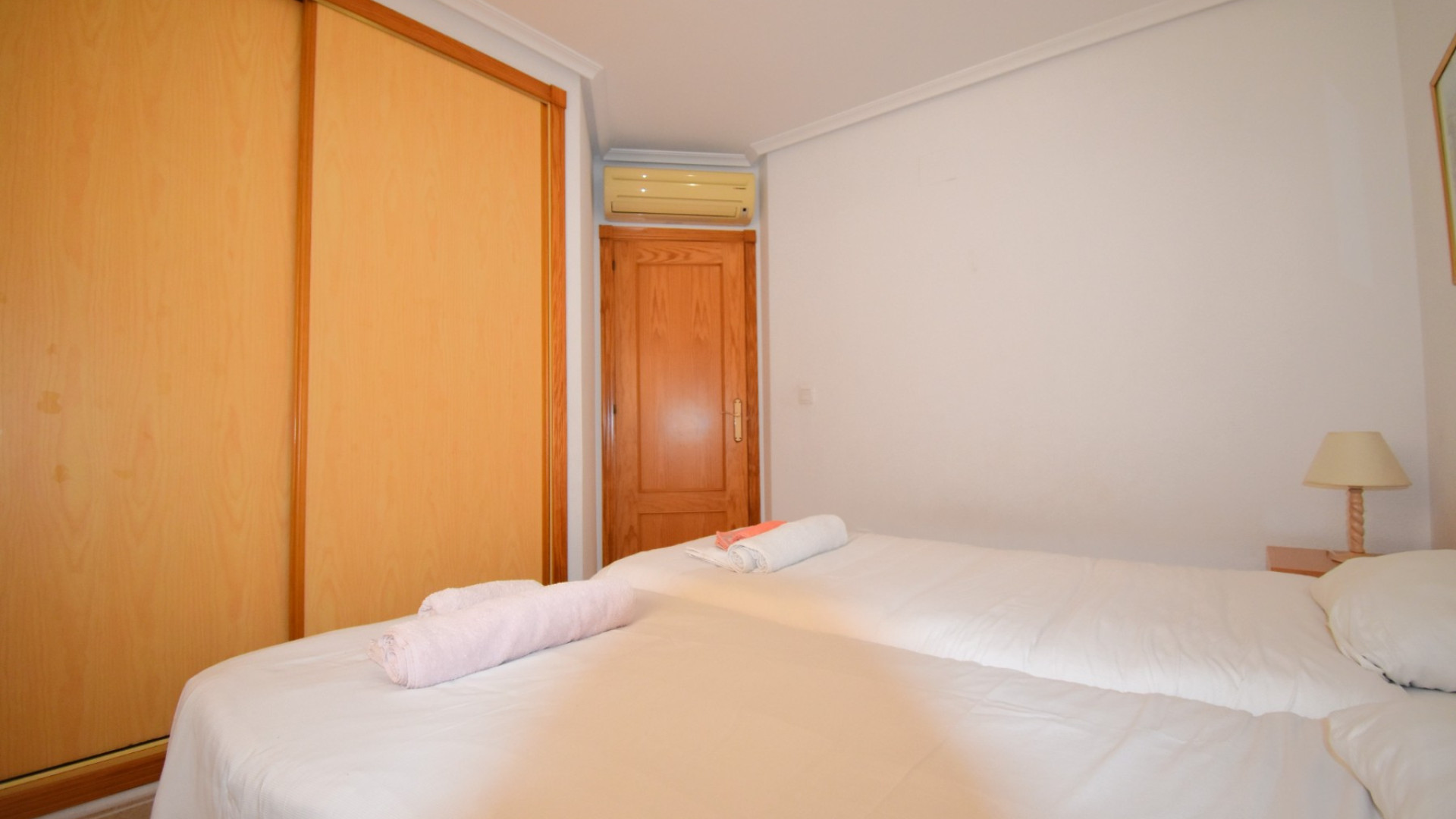 Resale - Apartment - Orihuela Costa - Playa Flamenca