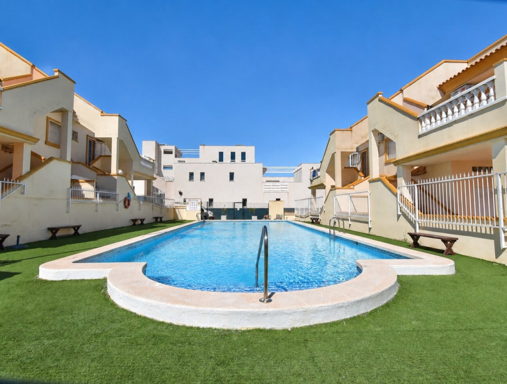 Resale - Apartment - Orihuela Costa - Playa Flamenca