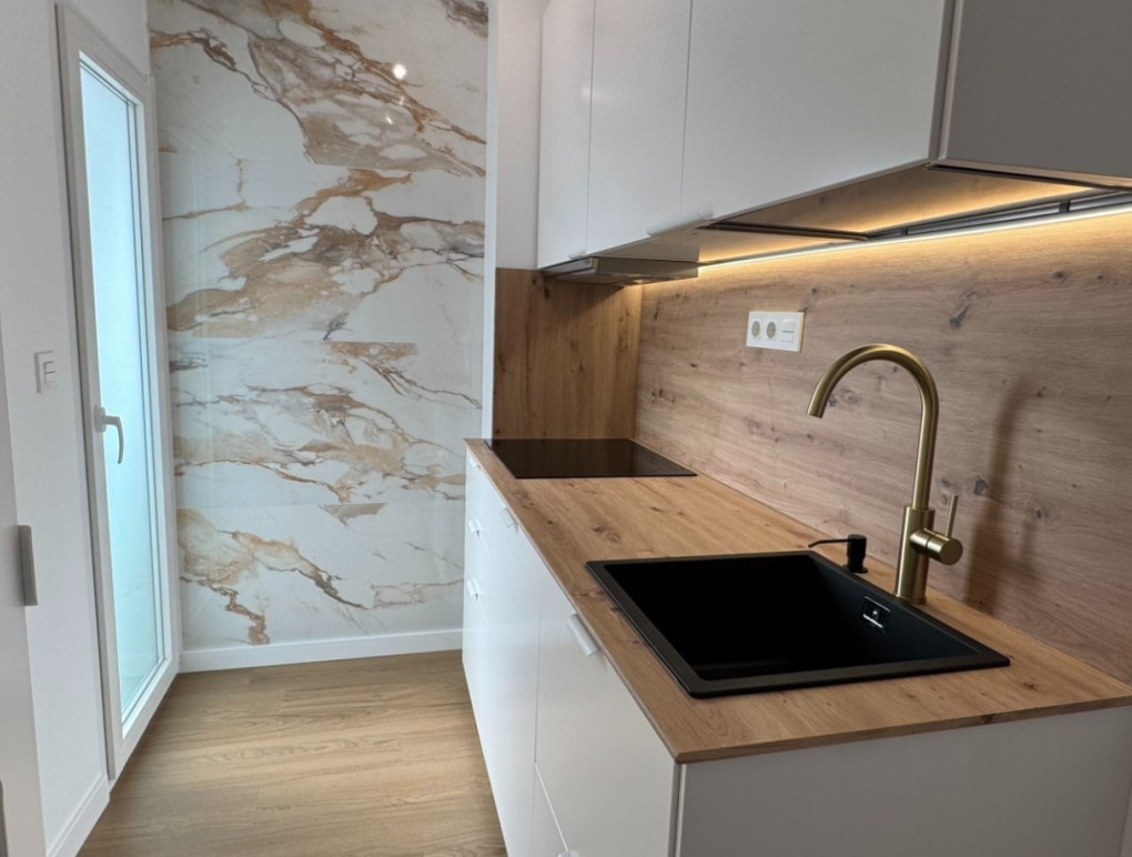 Resale - Apartment - Orihuela Costa - Punta Prima