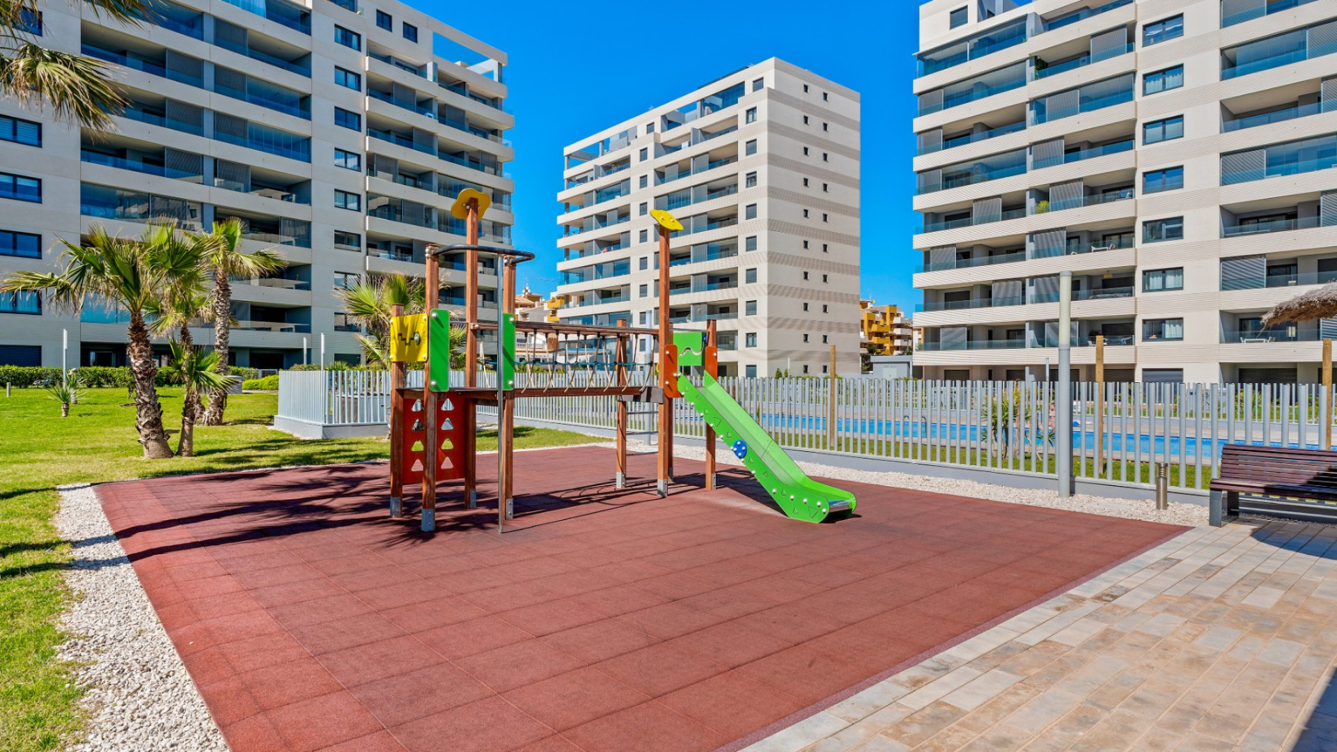 Resale - Apartment - Orihuela Costa - Punta Prima