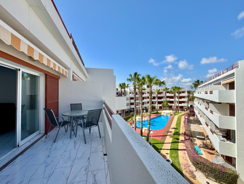 Resale - Apartment - Orihuela Costa - Punta Prima