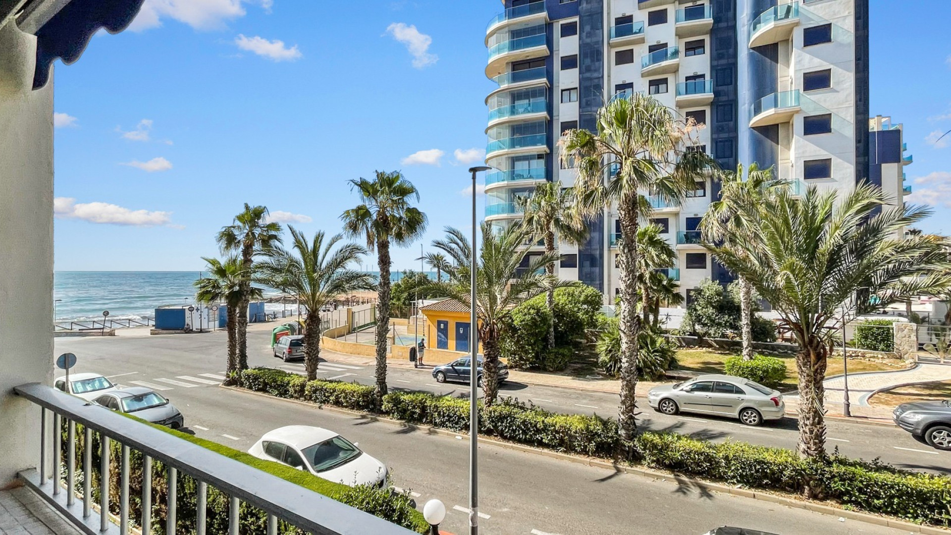 Resale - Apartment - Orihuela Costa - Punta Prima