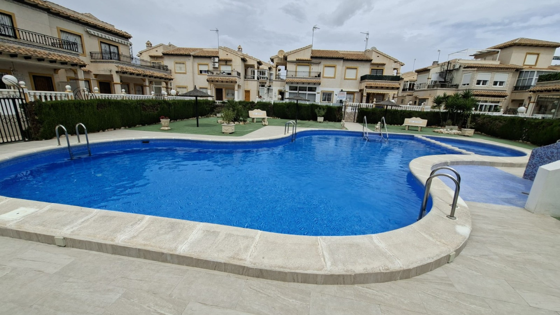 Resale - Apartment - Orihuela Costa - Punta Prima