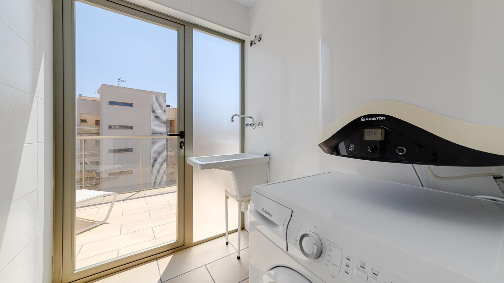 Resale - Apartment - Orihuela Costa - Villamartin