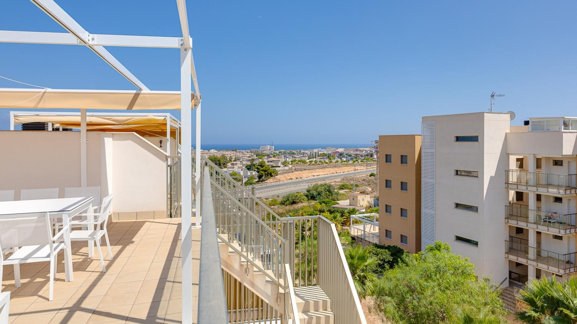 Resale - Apartment - Orihuela Costa - Villamartin